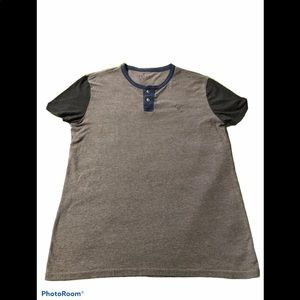 American Eagle Mens shirt